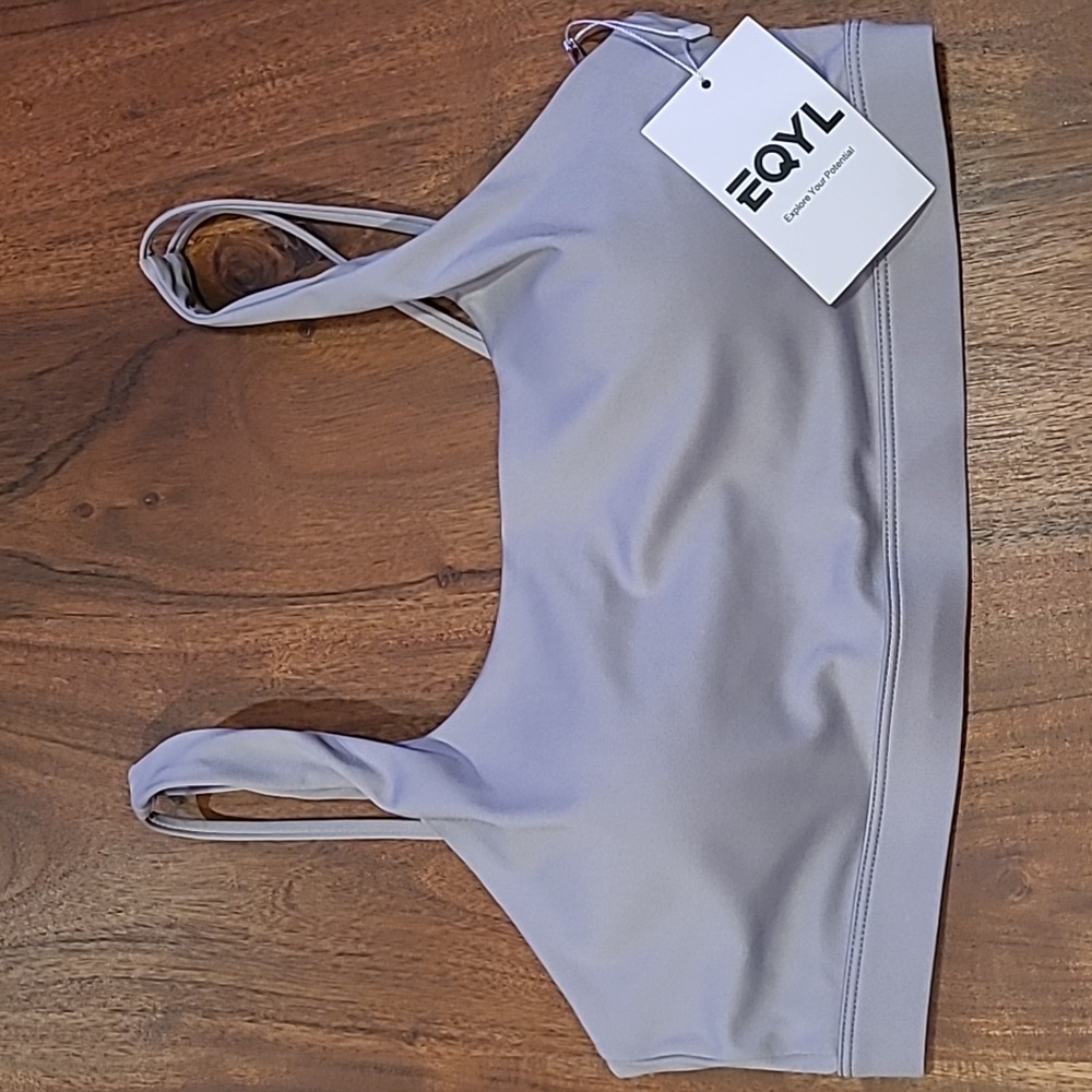 EQYL XL sports bra with removable pads pale gray NWT